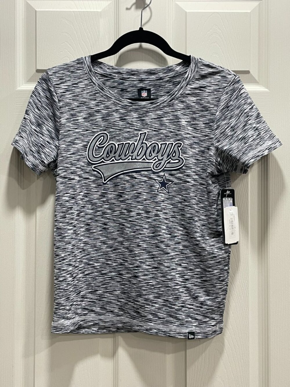 NWT New Era NFL Team Apparel Dallas Cowboys Women's Shirt Size Small